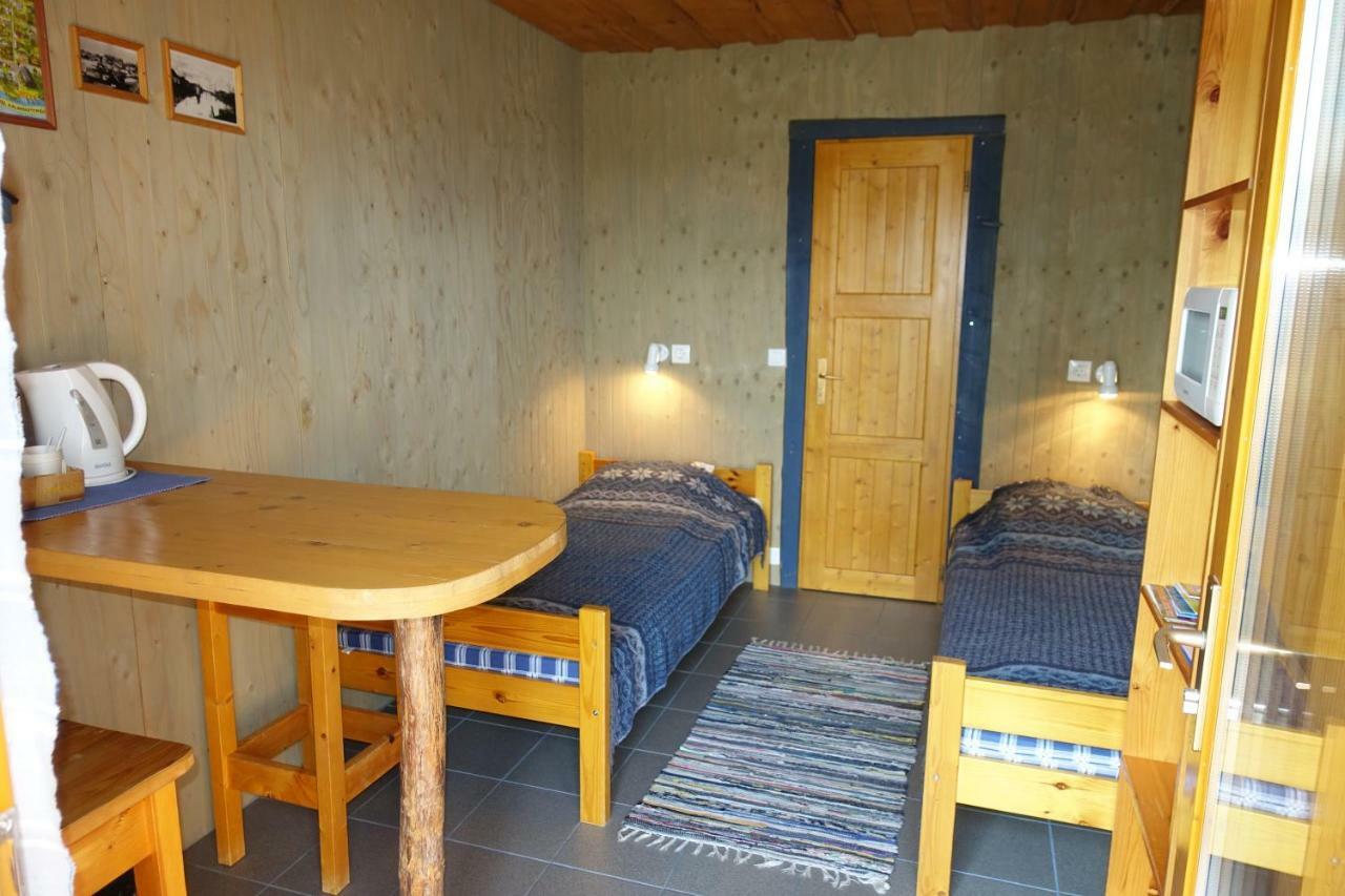 Hostel Kalameeste Maja Mustvee Pokoj fotografie