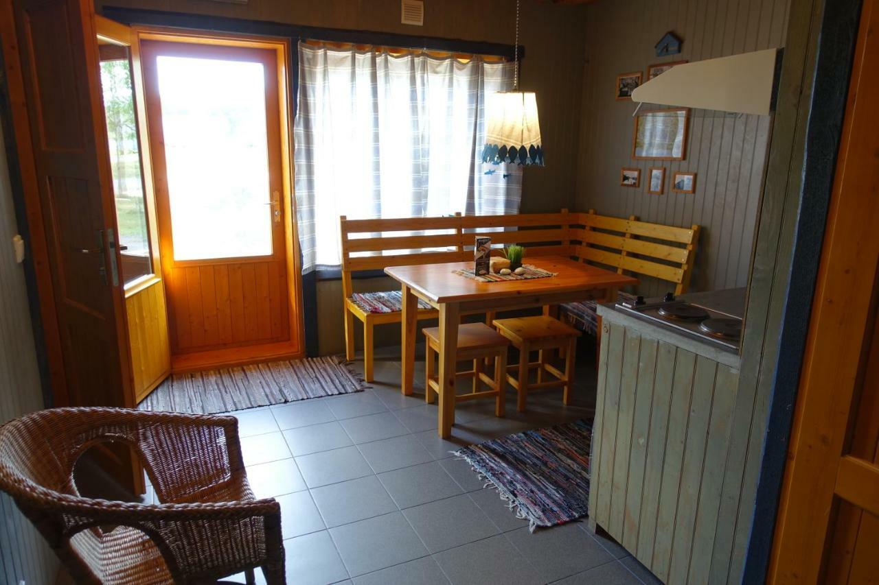 Hostel Kalameeste Maja Mustvee Pokoj fotografie
